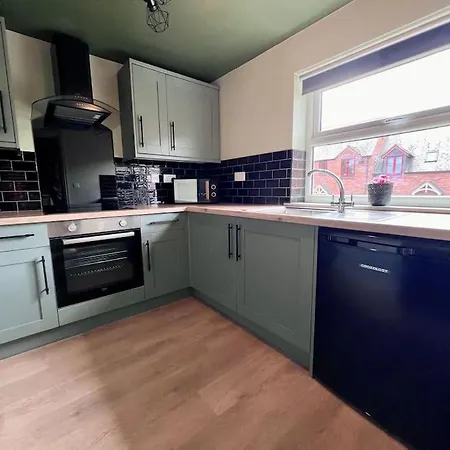 Quirky, Newly Converted Flat Worcester Exterior photo