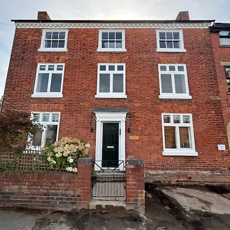 Quirky, Newly Converted Flat Worcester Exterior photo